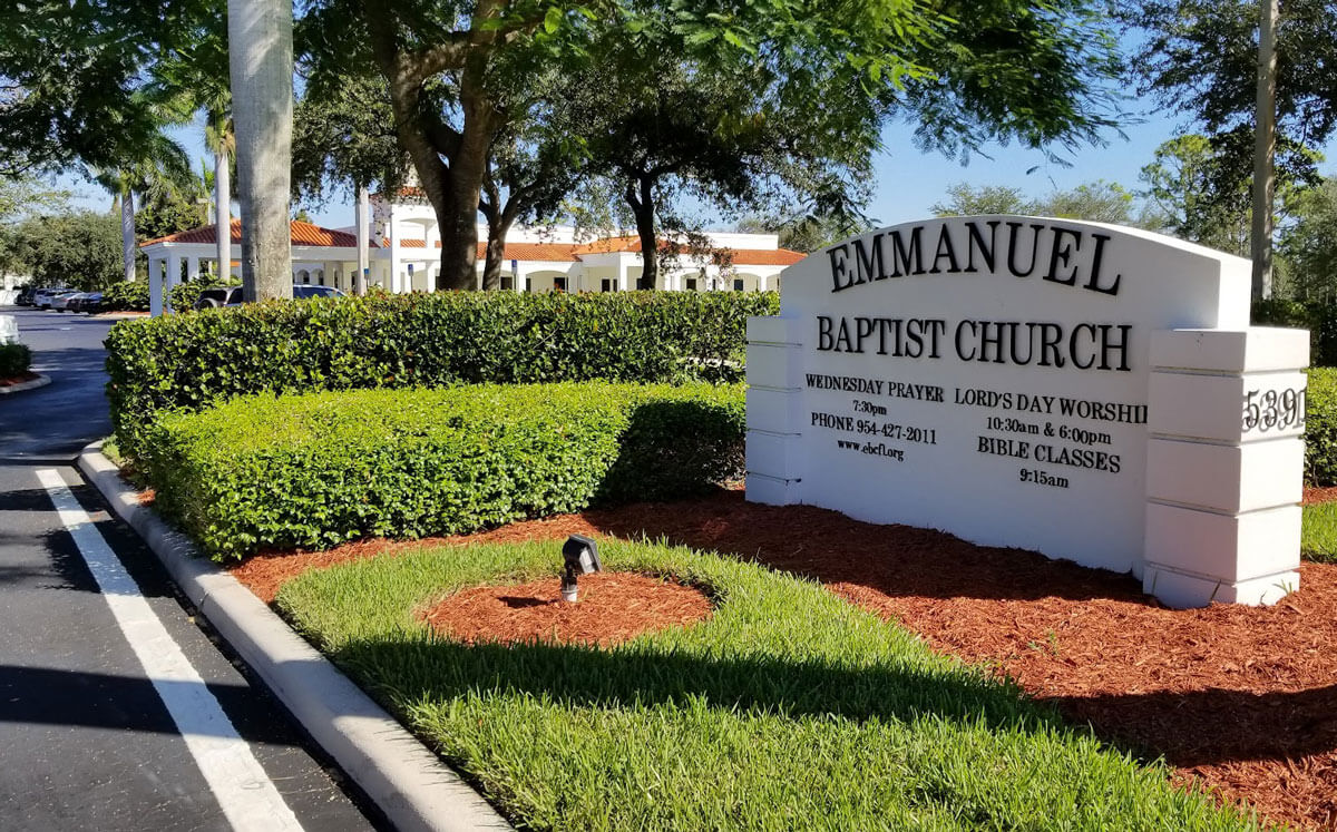 emmanuel baptist church outside